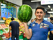 В Москве открылись первые бахчевые развалы