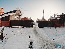 Забор вместо дороги: на Ставропольской неизвестные преградили дорогу машинам