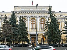 ЦБ нашел новый способ борьбы с "зарплатным рабством"