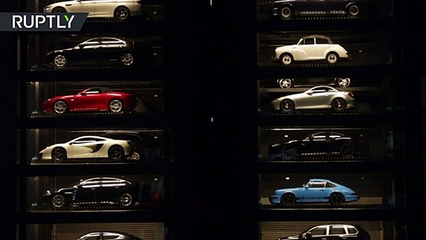 За спорткаром — к торговому автомату: как устроена 15-этажная вендинговая система в Сингапуре