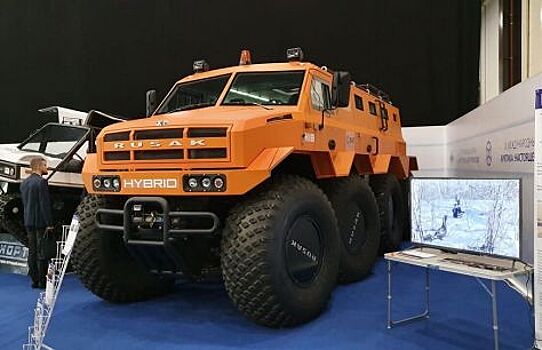 Новый арктический вездеход «Русак» протестировали в Архангельске