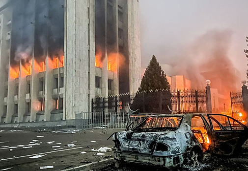 Российские авиакомпании отменили рейсы в Казахстан. Республика закрыла границы