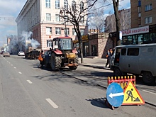 В Курске ремонтируют дорогу на улице Ленина