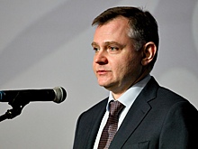 Юрий Слюсарь поздравил верующих с праздником Святой Троицы