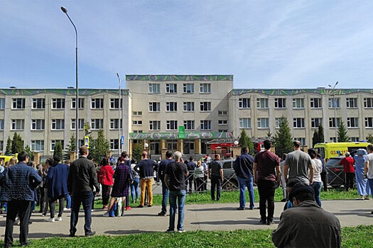 Опубликовано видео, снятое во время стрельбы в казанской школе
