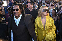 Певица Бейонсе и рэпер Jay-Z поддержали Фаррелла Уильямса на показе его дебютной коллекции