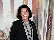 «Жутко надоели»: почему Надежда Бабкина выбирает только молодых мужчин