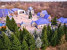 Сказочный Первомай в Московской усадьбе Деда Мороза