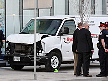 На глазах у G7: грузовик переехал пешеходов