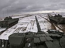 «Военные цели Кремля». Сколько западные СМИ предрекали вторжение России на Украину