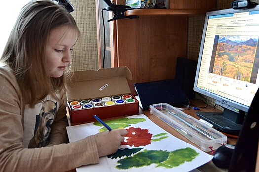 Международный день художника: как учат рисовать в столичных дворцах творчества