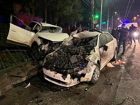 Четыре человека пострадали во время массового ДТП в Крыму