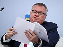 Костин: необходимо ускорять работу с национальными проектами и расширять недолларовые расчеты