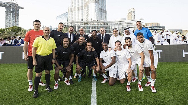 В Дубае прошёл товарищеский матч команд, которыми руководили Пеле и Липпи