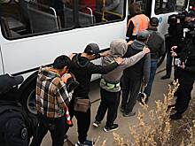 Стало известно о вербовке в АУЕ мигрантов из одной постсоветской страны