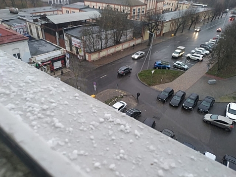 В Калининграде второй раз за сутки пошел мокрый снег