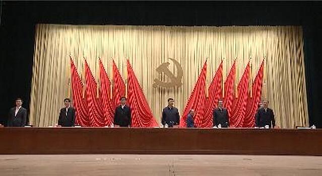 Си Цзиньпин строит современную социалистическую страну