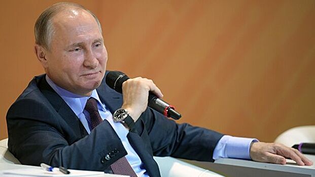 Путин отметил самоотверженность современной молодежи