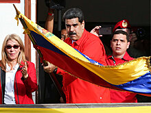 Bloomberg (США): падение режима Мадуро стало бы поражением и для Путина