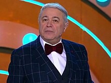 Петросян поделился неоднозначными снимками