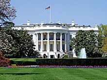 Кто виноват: половину американцев обеспокоило ухудшение их финансовой безопасности