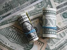 Оценена возможность отказа российских банков от приема старых долларов