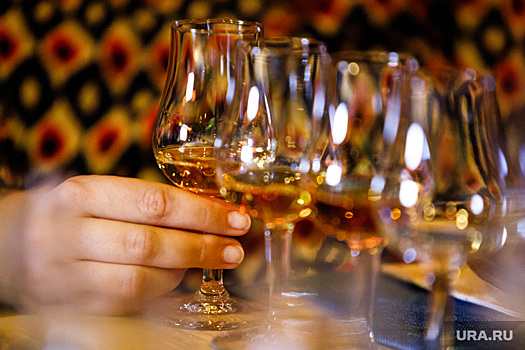 Новый запрет на алкоголь оставит без работы десятки тысяч россиян