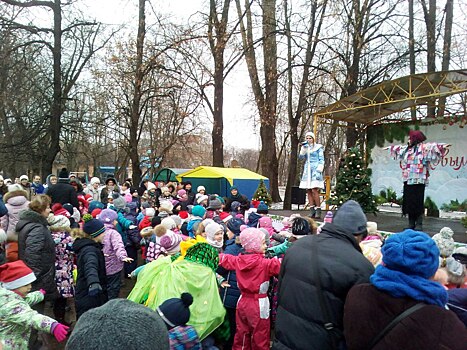 Новогоднюю сказку в Синичкином сквере посетили свыше трехсот жителей Богородского