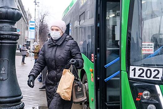 Жителям Калининградской области не разрешили снять маски