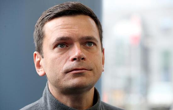 Прокурор просит заочно приговорить Яшина почти к двум годам лишения свободы