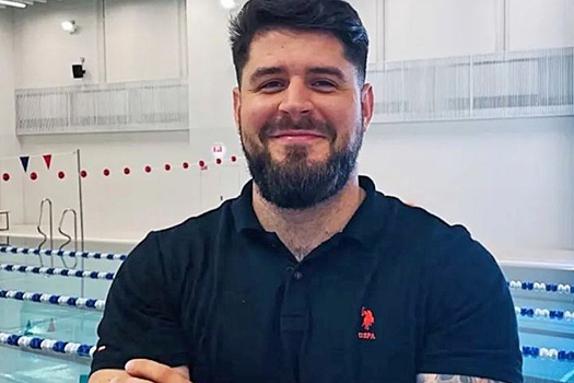 Milliyet: Россиянин Свечников сбился с маршрута во время заплыва через Босфор