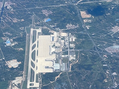 Аэропорты Европы разрешат провозить до 2 литров жидкости в ручной клади