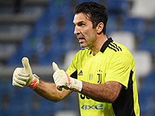 44-летний Буффон продлил контракт