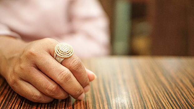 Почему суеверия запрещают носить чужие кольца