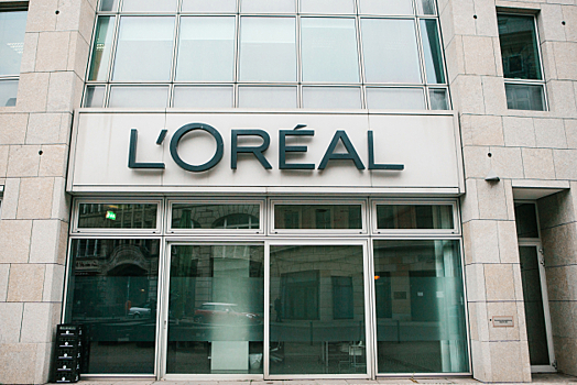 L’Oreal уберет слова «белый», «светлый» и «осветляющий» из описаний продуктов