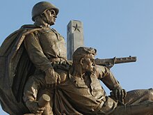 Спасибо деду за Варшаву: В Польше о Победе будут вспоминать 8 и 9 мая
