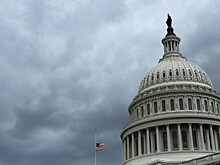 Противостояние политиков в США грозит новым shutdown