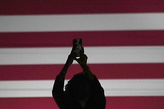 Глава Минобороны Белоруссии заявил о попытках США извлечь выгоду из кризисов