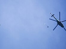 На учениях НАТО в Швеции во время тренировки прыжков с парашютом пострадали 11 человек