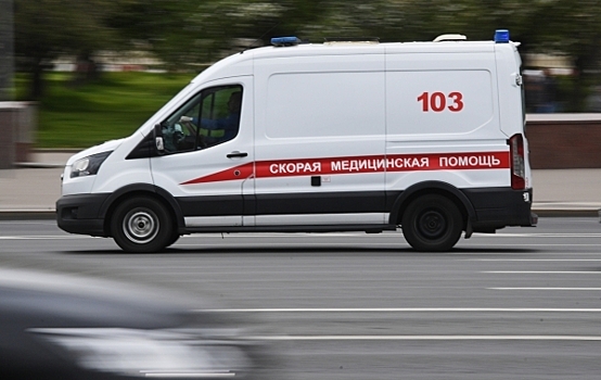 Три человека пострадали после столкновения с уборочной техникой в Москве
