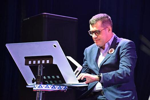 Поташёв отпустил хрустальную «Сову» в Новый Уренгой