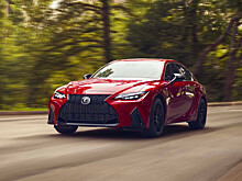 В США показали обновленный Lexus IS 2024