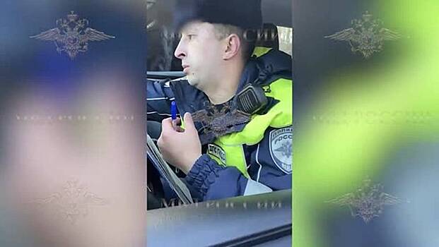 Сбежавший после наезда на пешеходов в российском городе водитель попал на видео