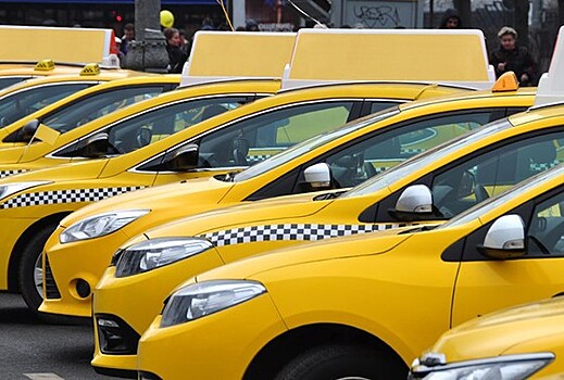 Власти назвали объём субсидий московским таксистам