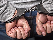 Трех офицеров ФСБ обвинили в получении взяток на сумму свыше 5 млрд рублей