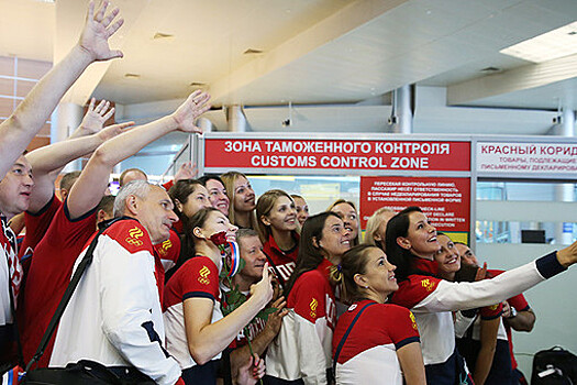 В Шереметьево состоялись проводы сборной России на ОИ-2016 в Рио