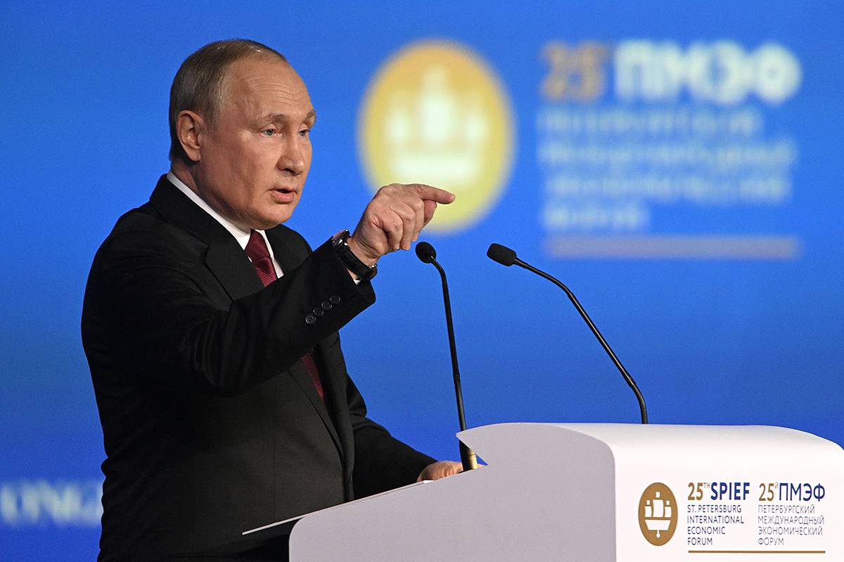 В Кремле ответили на вопрос о выступлении Путина на ПМЭФ
