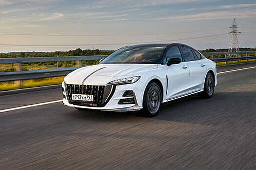 "Газета.Ru" назвала 10 плюсов и минусов лифтбэка Hongqi H6