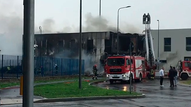 Шесть человек погибли при крушении самолета в Италии