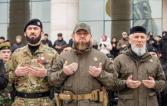 Шойгу отметил заслуги Чечни и Кадырова в ходе СВО